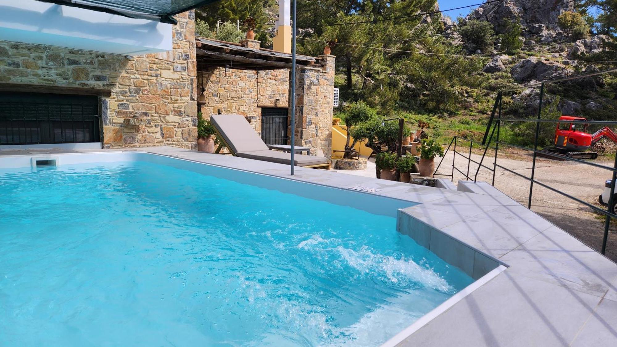 Villa Lato - Villa With Private Pool And Yard Anatoli  Екстер'єр фото